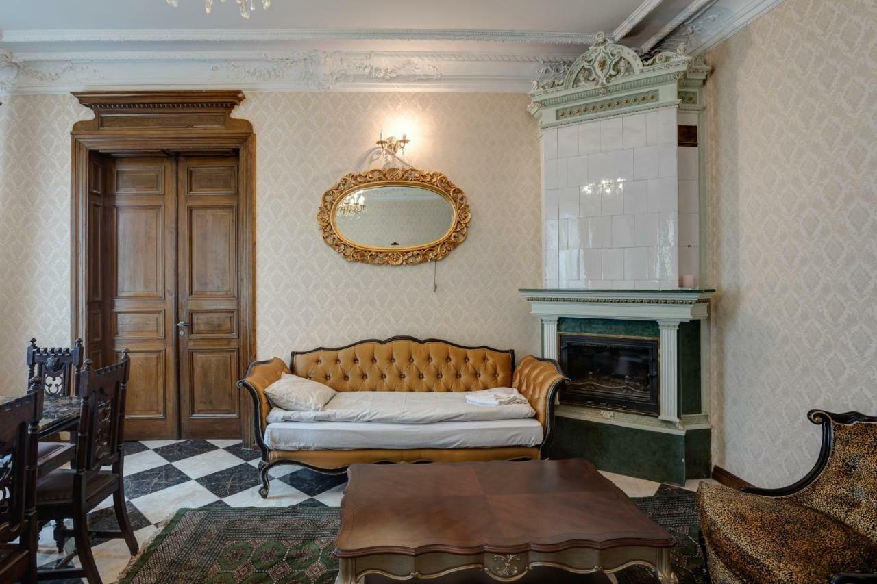 Dandelion Apartment Vecpilsetas Riga Exterior photo